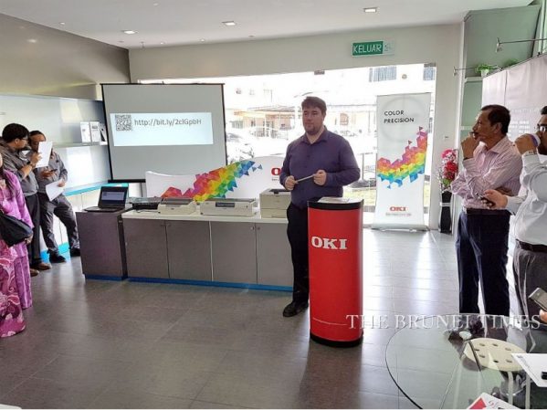 4th_year_showroom_anniversary_img